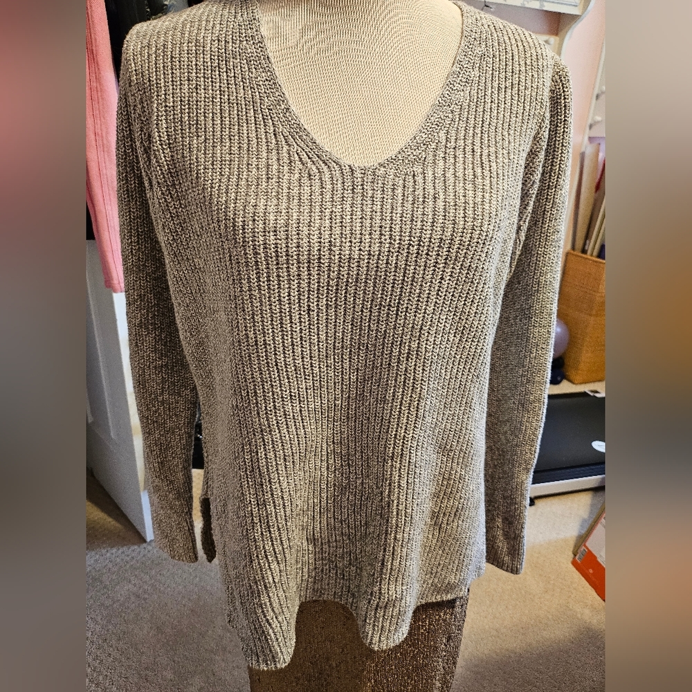 J Crew cotton chunky knit sweater - size M